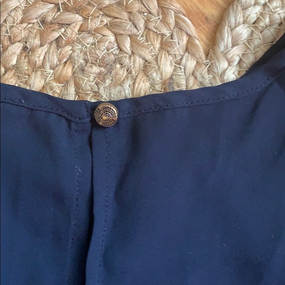 Navy/Lime Green Peplum Top - Picture 6 of 6